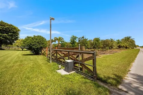 31260 SW 202nd Avenue Homestead FL 33030