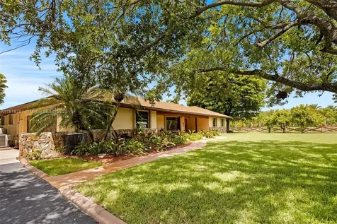 31260 SW 202nd Avenue Homestead FL 33030