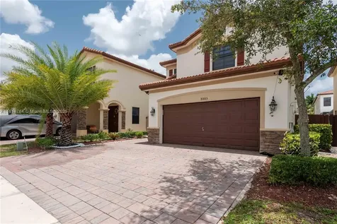 8885 NW 100th Place Doral FL 33178