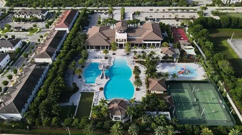 8885 NW 100th Place Doral FL 33178