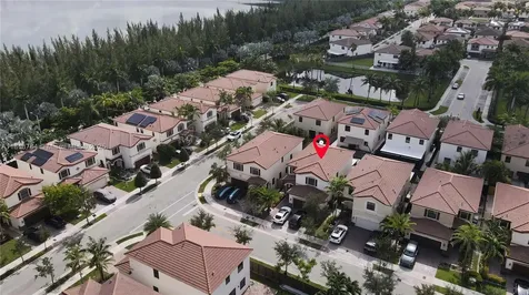 8885 NW 100th Place Doral FL 33178