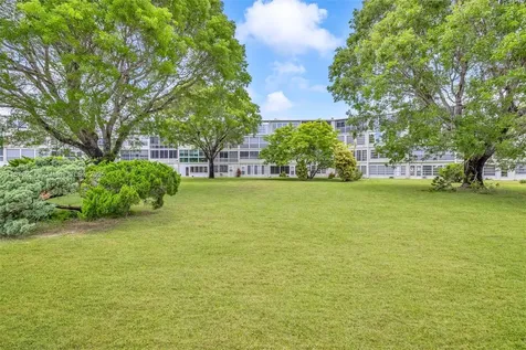 2026 Berkshire B Deerfield Beach FL 33442