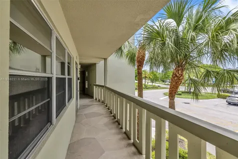 2026 Berkshire B Deerfield Beach FL 33442
