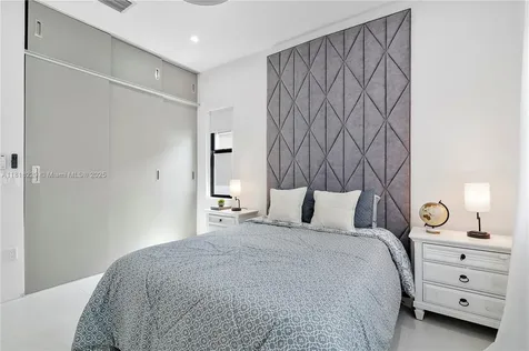 12471 Solana Bay Circle Palm Beach Gardens FL 33412