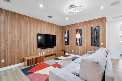 12471 Solana Bay Circle Palm Beach Gardens FL 33412