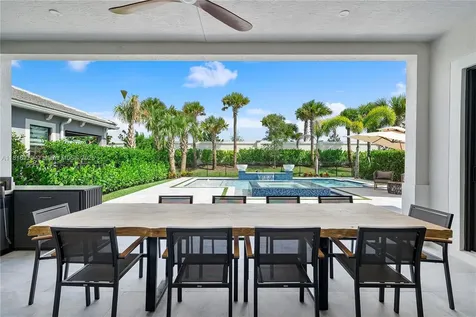 12471 Solana Bay Circle Palm Beach Gardens FL 33412