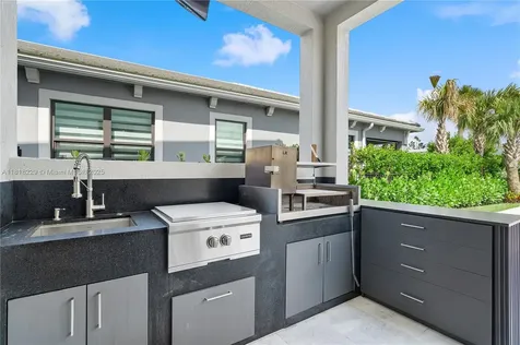 12471 Solana Bay Circle Palm Beach Gardens FL 33412