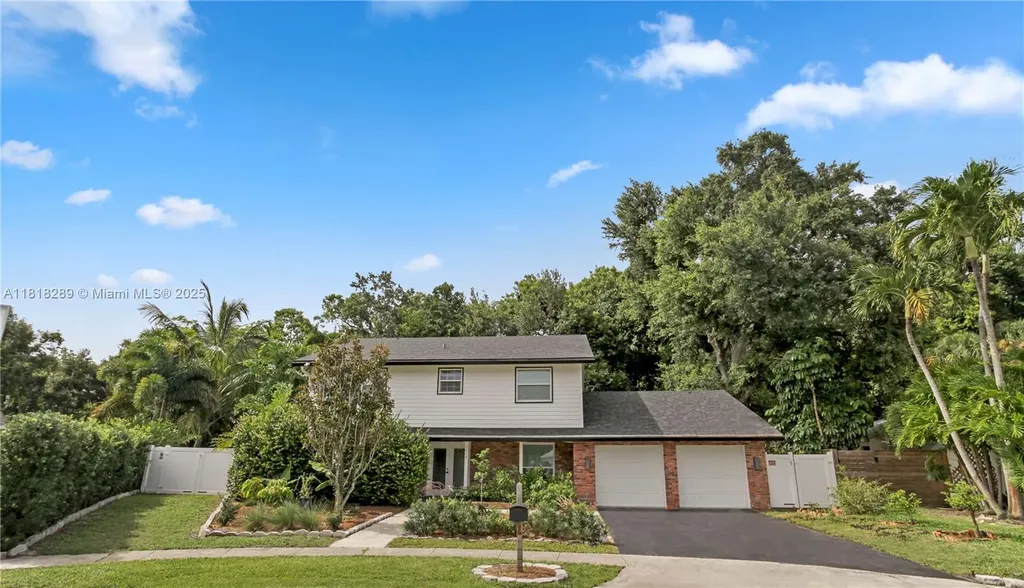 2589 Pepperwood Circle N North Palm Beach FL 33410