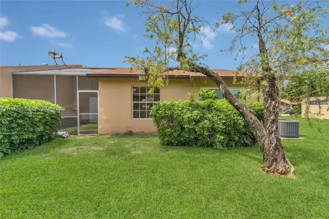 9550 W Heather Lane Miramar FL 33025