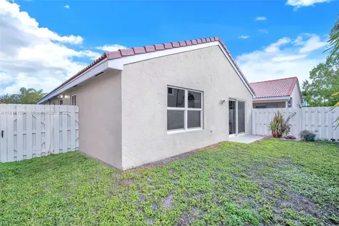 3016 SW 179th Avenue Miramar FL 33029