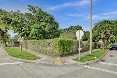 4100 NW 1st Avenue Miami FL 33127