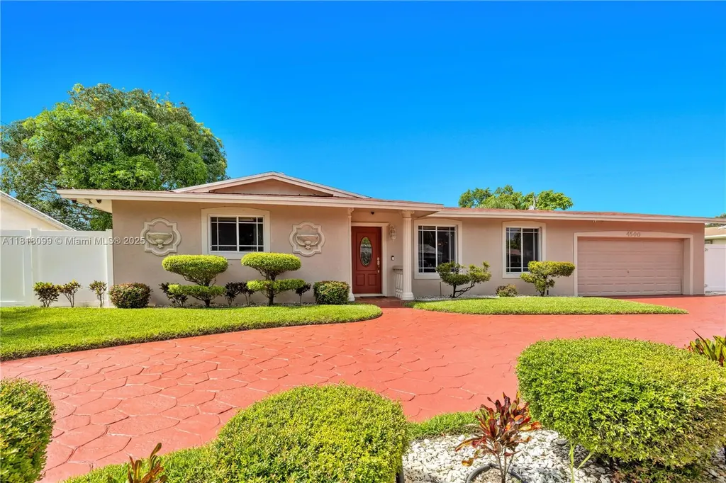 4500 NW 7th Street Plantation FL 33317