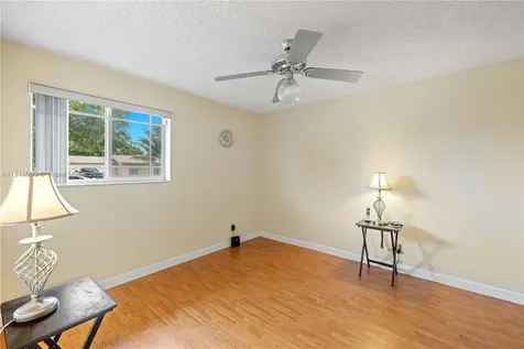 4500 NW 7th Street Plantation FL 33317