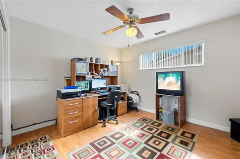 4500 NW 7th Street Plantation FL 33317