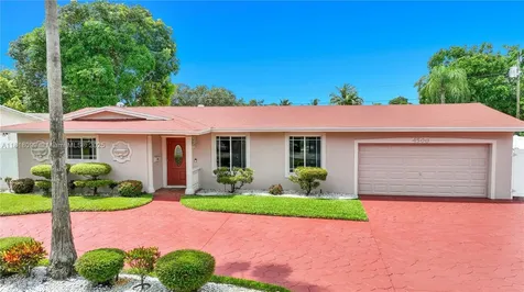 4500 NW 7th Street Plantation FL 33317