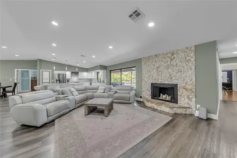 10753 NW 9th Court Coral Springs FL 33071