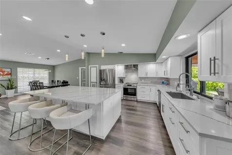 10753 NW 9th Court Coral Springs FL 33071