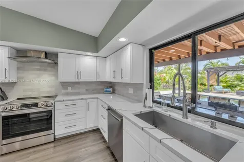 10753 NW 9th Court Coral Springs FL 33071
