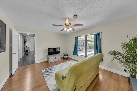10753 NW 9th Court Coral Springs FL 33071
