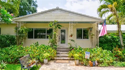 4240 SW 9th Street Plantation FL 33317