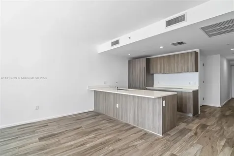 801 S Miami Avenue Miami FL 33130