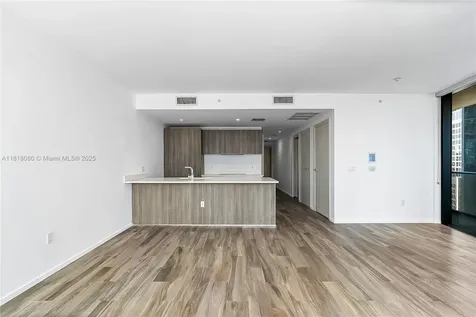 801 S Miami Avenue Miami FL 33130