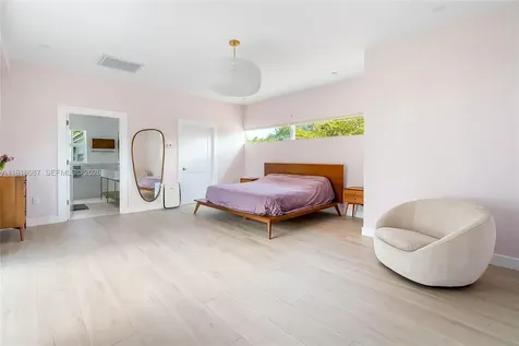 719 W 51st Street Miami Beach FL 33140