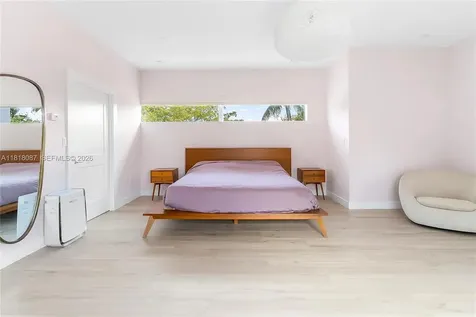 719 W 51st Street Miami Beach FL 33140