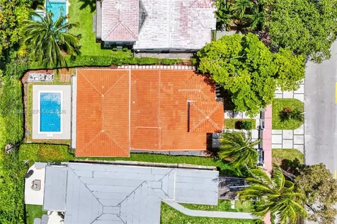 719 W 51st Street Miami Beach FL 33140
