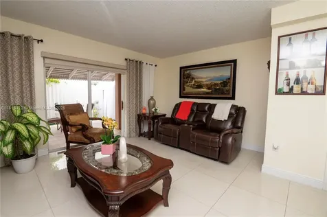 2375 W 74th Street Hialeah FL 33016