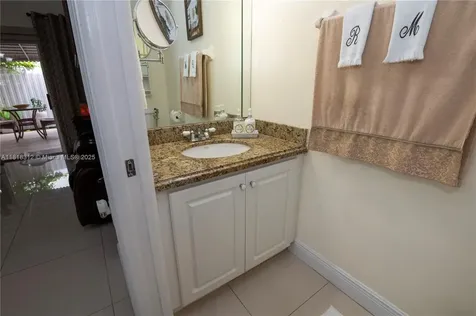 2375 W 74th Street Hialeah FL 33016