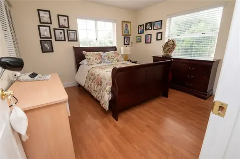 2375 W 74th Street Hialeah FL 33016