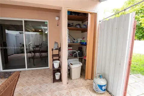 2375 W 74th Street Hialeah FL 33016