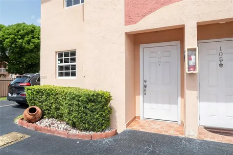 2375 W 74th Street Hialeah FL 33016