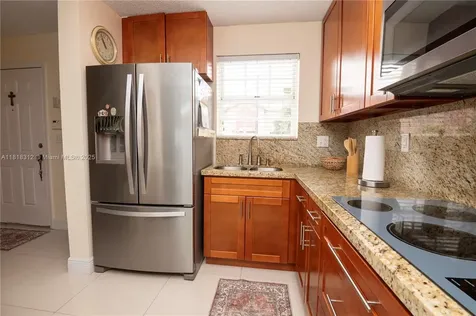2375 W 74th Street Hialeah FL 33016