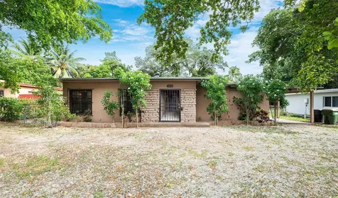 420 NE 135th Street North Miami FL 33161