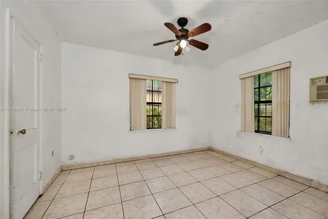 420 NE 135th Street North Miami FL 33161
