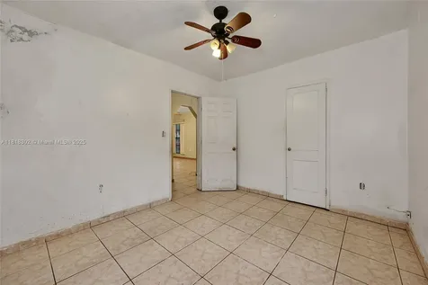 420 NE 135th Street North Miami FL 33161