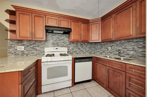 420 NE 135th Street North Miami FL 33161
