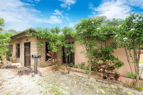 420 NE 135th Street North Miami FL 33161