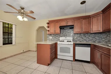 420 NE 135th Street North Miami FL 33161