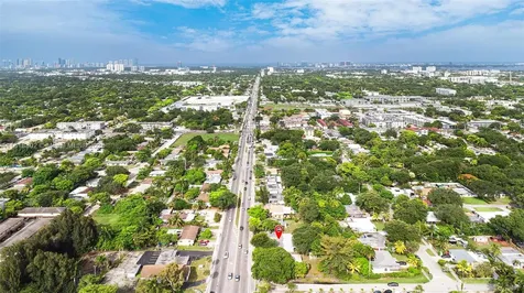 420 NE 135th Street North Miami FL 33161