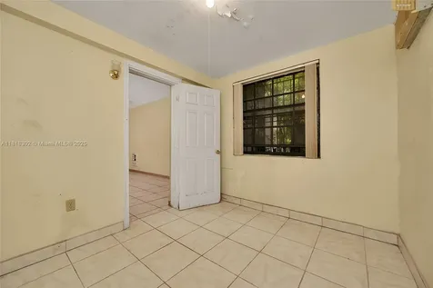 420 NE 135th Street North Miami FL 33161
