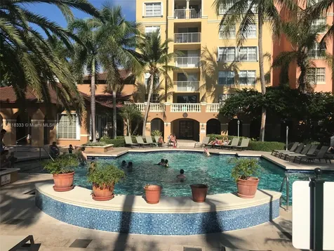 19801 E Country Club Drive Aventura FL 33180