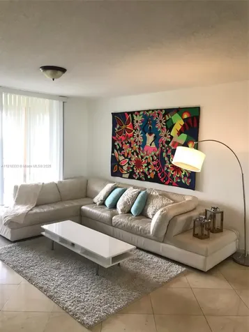 19801 E Country Club Drive Aventura FL 33180