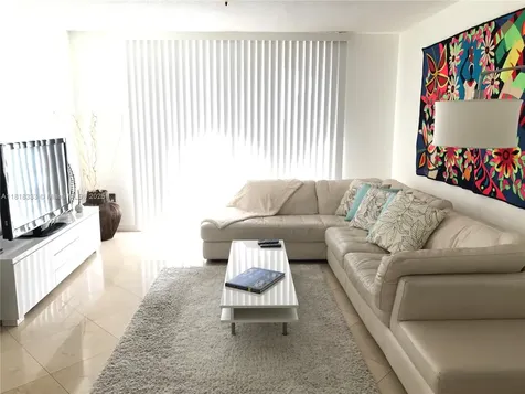19801 E Country Club Drive Aventura FL 33180