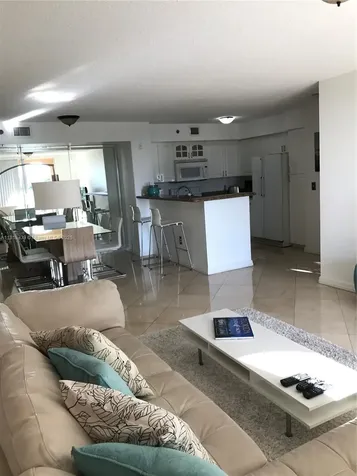 19801 E Country Club Drive Aventura FL 33180