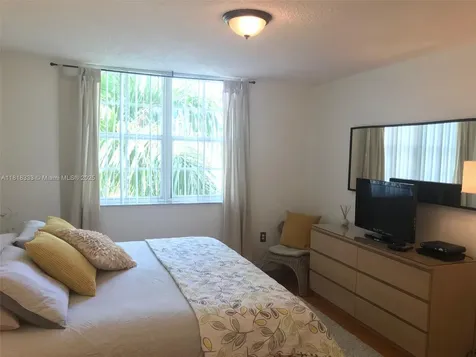 19801 E Country Club Drive Aventura FL 33180