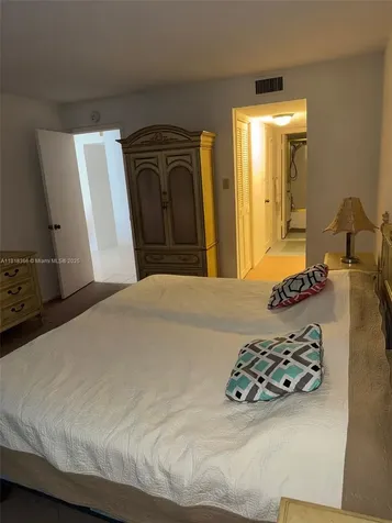 18051 Biscayne Boulevard Aventura FL 33161