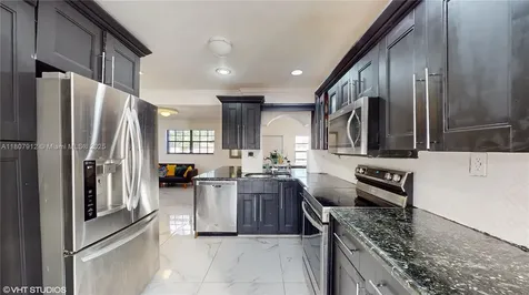 3920 NW 36th Avenue Lauderdale Lakes FL 33309